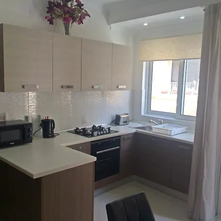 Cozy 1 Bedroom Very Close To The Seaside B1b アパート *